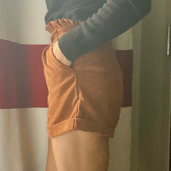 SHEIN corduroy ruffle top shorts - Picture 2 of 4